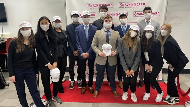Syosset High School students created a virtual business that won...