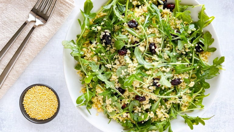 Millet with arugula and dried cranberries (July 2023)