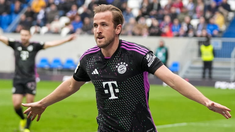 Bayern's Harry Kane celebrates after he scored his side's second...
