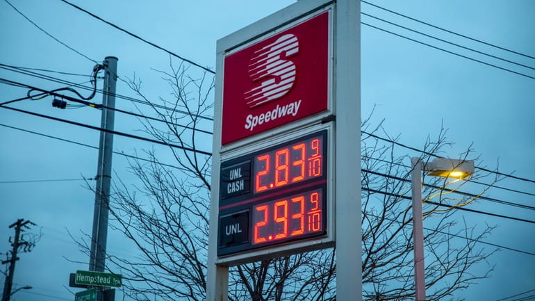 Gas prices at the Speedway station at 3924 Hempstead Tpke. in...