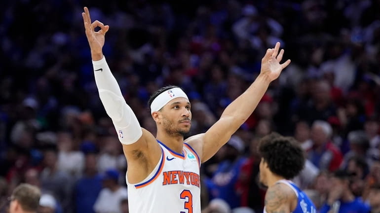 Knicks' Josh Hart reacts during the second half of Game...