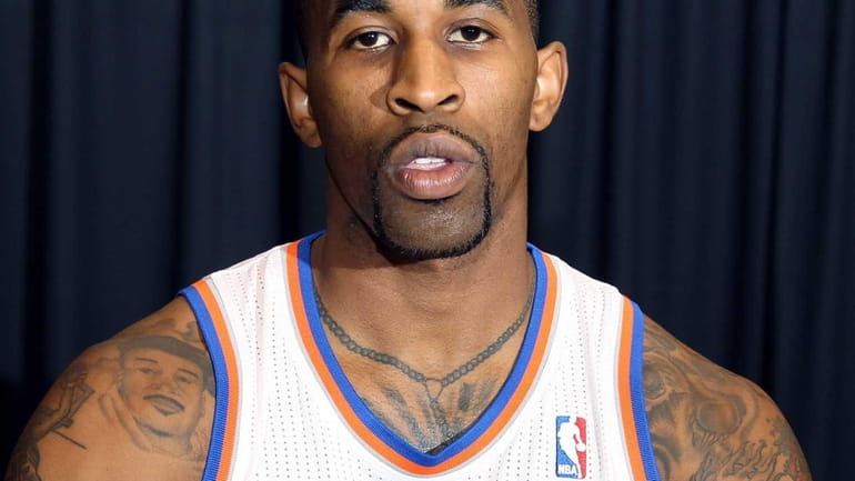 Knicks sign big man Jeremy Tyler; waive J.R. Smith's brother
