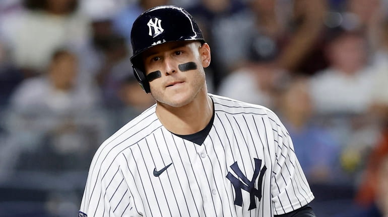 Yankees shut down Anthony Rizzo for rest of season with post