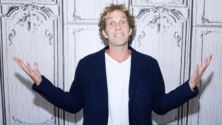 He wrote the Knicks' 'Go New York' anthem of the mid-1990s. Now, Long  Island's Jesse Itzler co-owns the Hawks. - Newsday