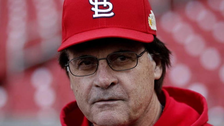 St. Louis Cardinals manager Tony La Russa retires after World Series  victory