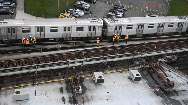 The F subway train derailed shortly after leaving Coney Island-Stillwell Avenue...