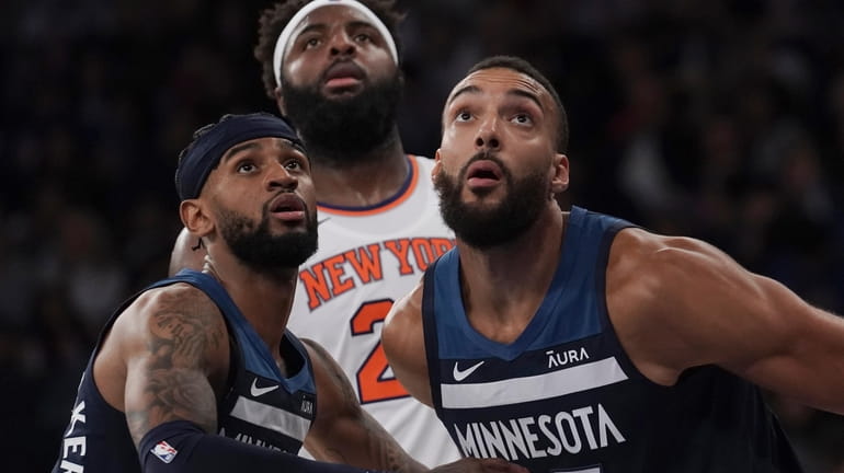 Knicks get look at trade partner Pistons - Newsday