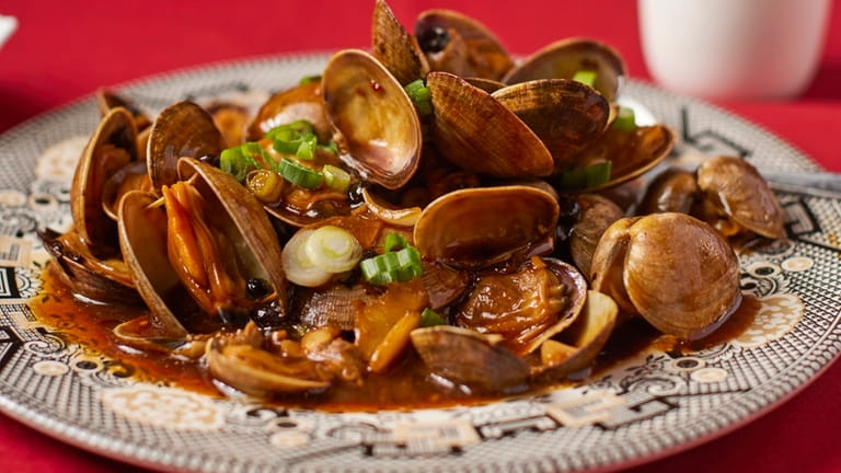 Clams in black bean sauce at Orient Odyssey in Jericho.