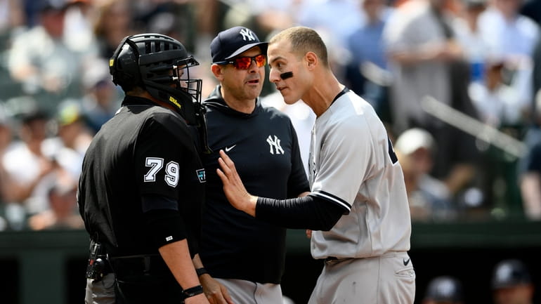 Yankees' Anthony Rizzo frustrated after being ejected by home plate umpire  - Newsday