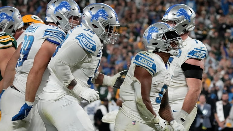 Lions earn respect with close call against powerful Bills - The