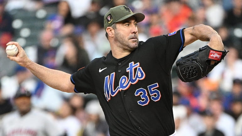 Mets continue late heroics in sweep of Guardians in doubleheader