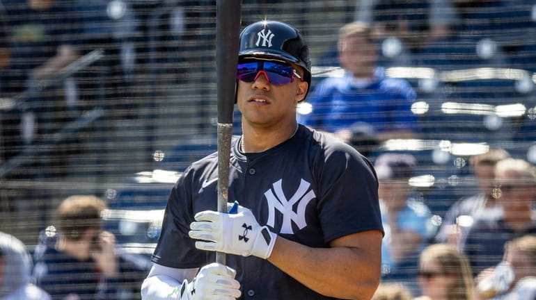 Yankees’ Juan Soto at batting practice during spring training in...