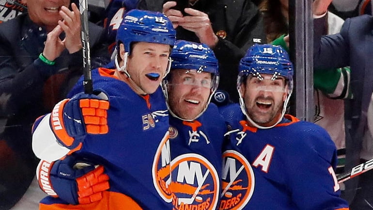 They Said It Couldn't Be Done But The Islanders Did It! - The Hockey News  New York Islanders News, Analysis and More