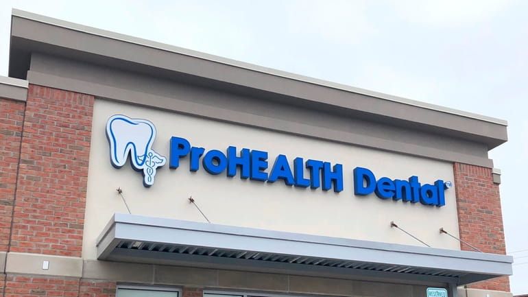 ProHealth Dental’s Oceanside location on Long Beach Road.