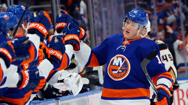 Isles' strong homestand has propelled them up the standings - Newsday
