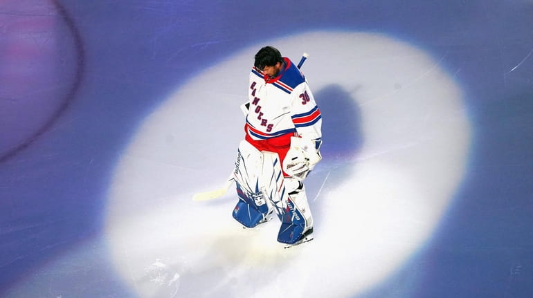 One of the NHL's greatest goaltenders Henrik Lundqvist retires