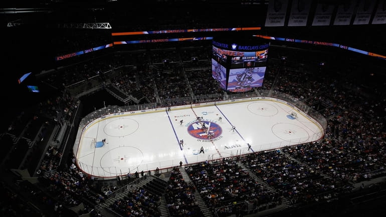 Isles-Devils preseason game at Barclays Center a 'dress rehearsal' for next  year - Newsday