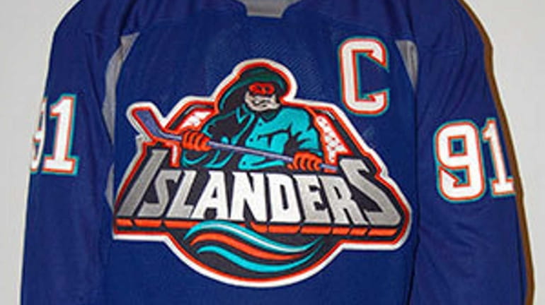 Islanders Players, Fans React to the Return of the Fisherman Jersey - New  York Islanders Hockey Now