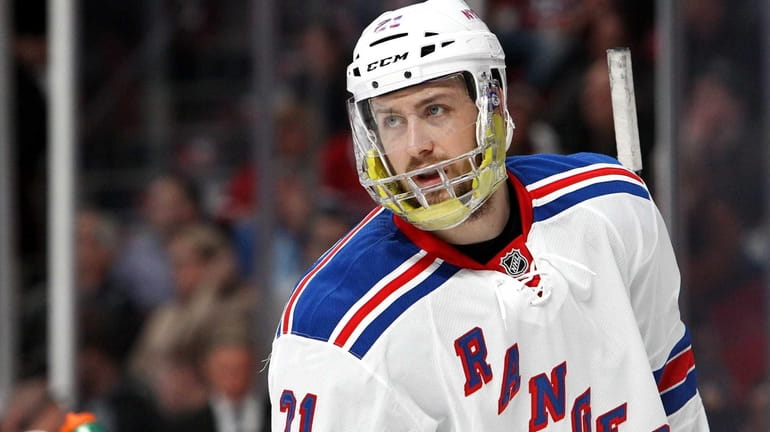 NY Rangers: One thought about each of the 22 players on the roster