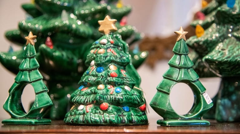 Where to find vintage Christmas décor that'll evoke the spirit of