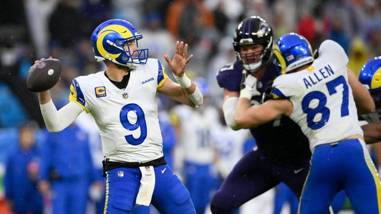 Los Angeles Rams quarterback Matthew Stafford throws the ball against...