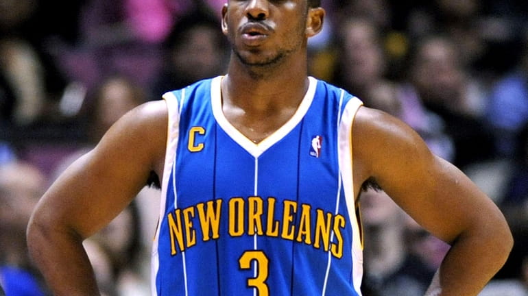New Orleans Hornets guard Chris Paul. (April 3, 2010)