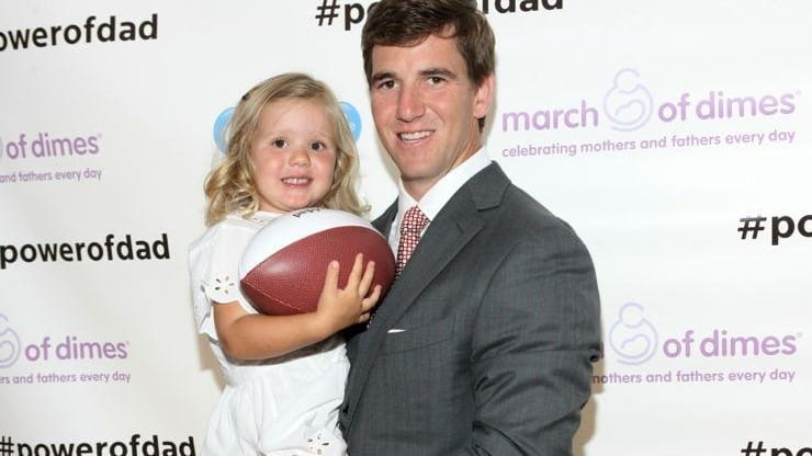 New York Giants Eli Manning talks family life and more - Newsday