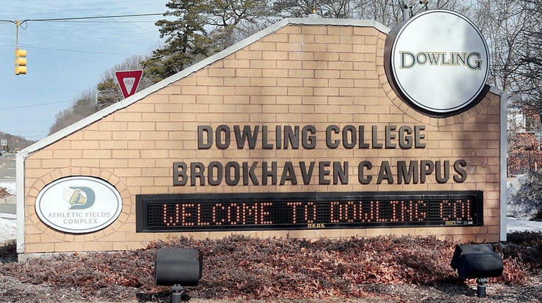 Bids to buy the Brookhaven campus of bankrupt Dowling College...