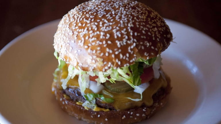 Houston's in Roosevelt Field serves Long Island's top burger, a...