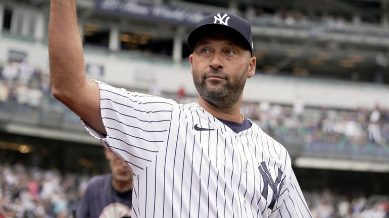 Derek Jeter waves to the crowd during the 75th Edition of...