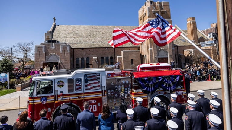 Timothy Klein Wake: Firefighters Show Seas of Support for Fallen FDNY  Brother – NBC New York