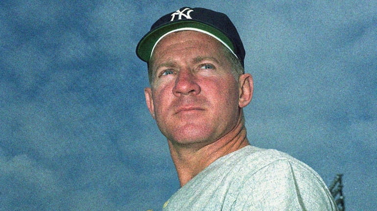 Whitey Ford, Yankees legend and Hall of Famer, dies at age 91