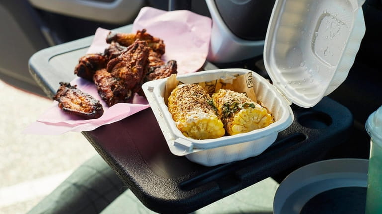 Eating in the car: Testing dip clips, French fry holders and more  Carbs  don't count when you are eating in your car, right? Our food critic, Scott  Vogel tried these gadgets