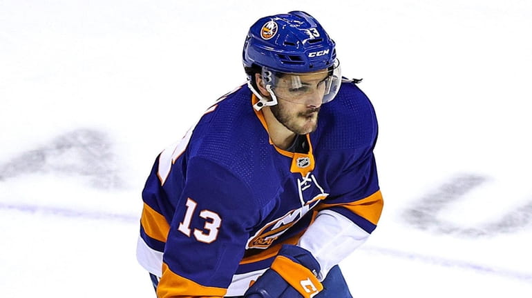 NY Islanders Barzal: I have to be among the top players in the League