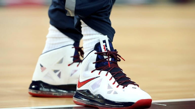 McFeatters: Nike LeBron James sneaker makes $315 leap of faith - Newsday