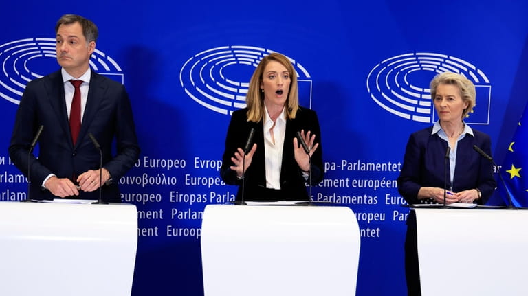 From left, Belgium's Prime Minister Alexander De Croo, European Parliament...