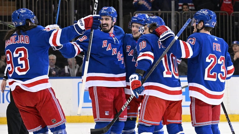 Chris Kreider's injury will keep him out of Thursday's game - Newsday