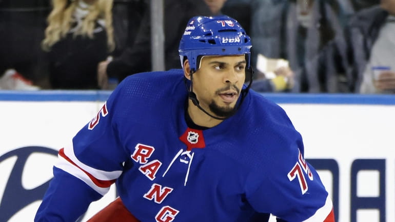 Tough times for the Rangers' Ryan Reaves as a healthy scratch vs