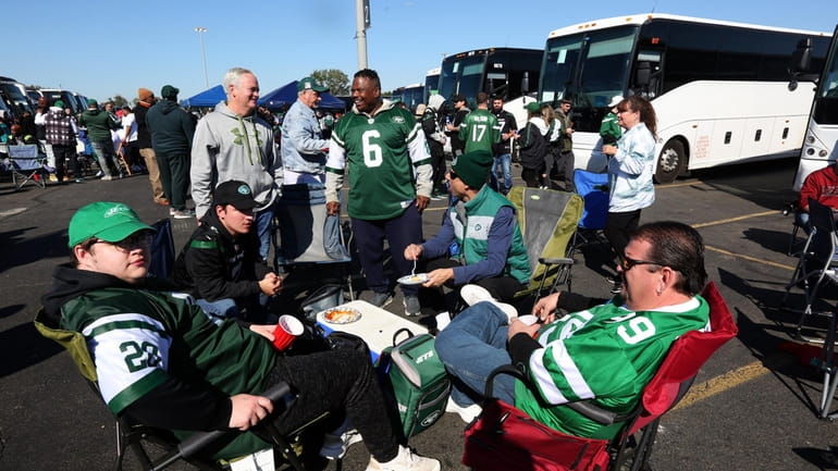 Long Island Tailgate company provides food, drink, games, to the...