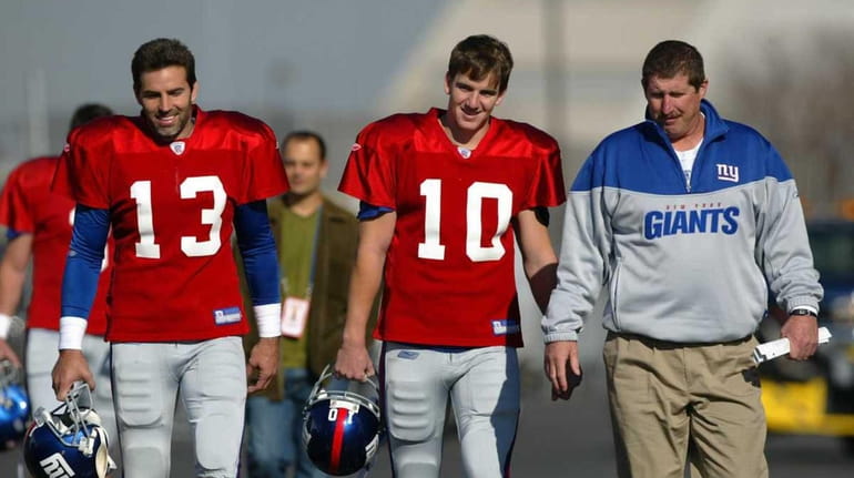 Kurt Warner, the guy Eli Manning replaced, knows what Giants quarterback  will be experiencing this season - Newsday