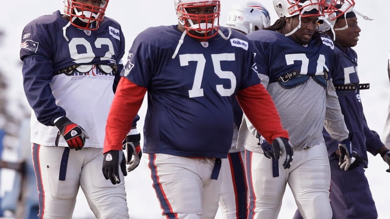 Patriots nose tackle Vince Wilfork (75) knows he and his...