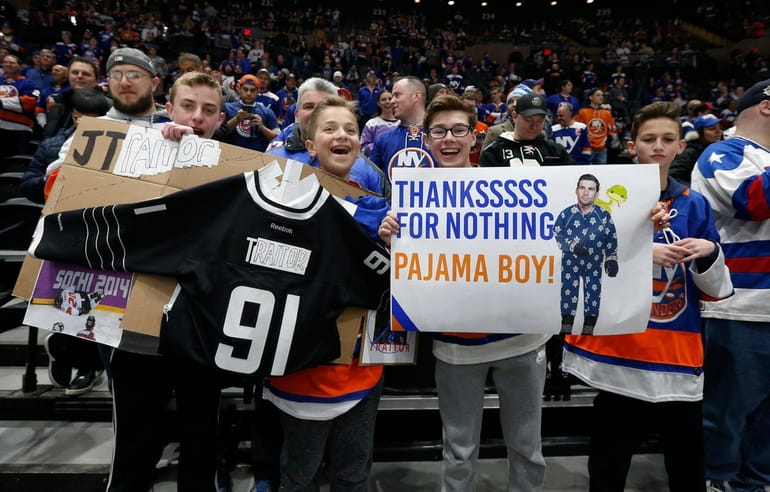 Islanders fans at John Tavares' return to Nassau Coliseum - Newsday
