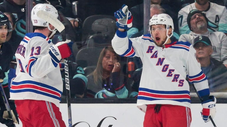 Jonathan Quick lights-out in winning his first start as a Ranger