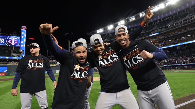 José Abreu homers again to power the Astros past the Twins 3-2 and into  their 7th straight ALCS - Newsday