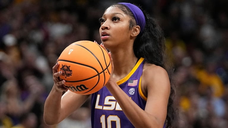LSU's Angel Reese during the second half of the NCAA...