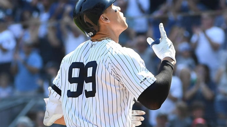 Yankees' Aaron Judge three-peats as MLB's top-selling jersey for