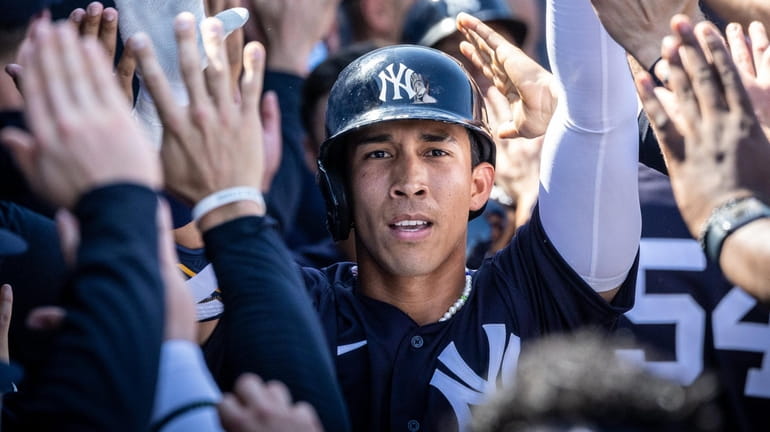 No position fazes Yankees' Oswaldo Cabrera . . . not even that of