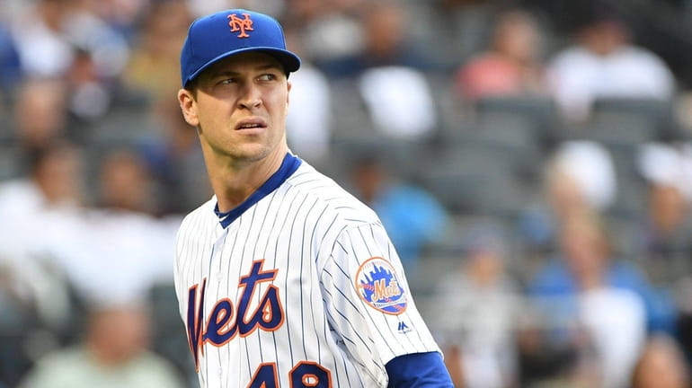 Jacob deGrom's agent is demanding a trade or a contract...