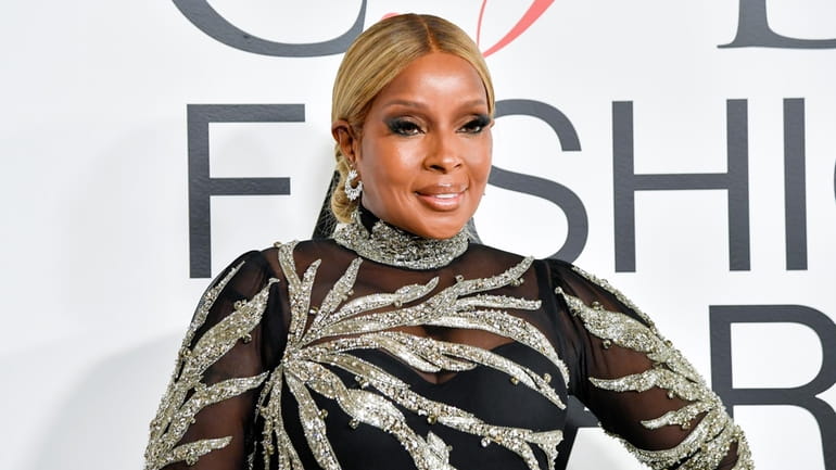Mary J Blige attends the CFDA Fashion Awards in New...
