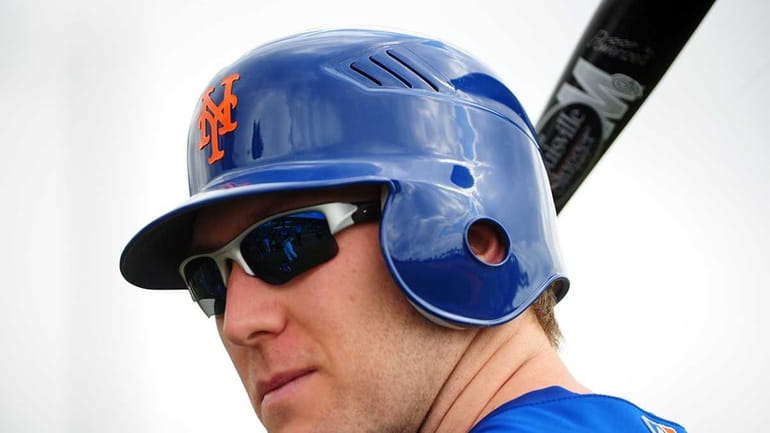 Mets Jason Bay gets ready for live batting practice during...